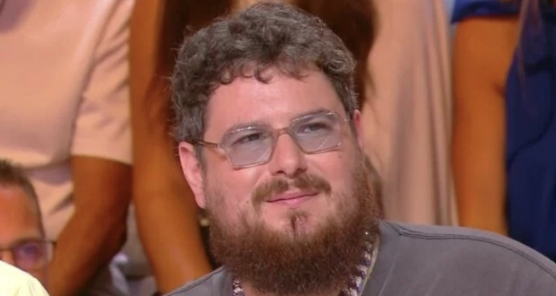 Qui Est MC Pao Milliardaire Reconverti Dans Le Rap Qui Choque Sur Les Qui Est MC Pao Milliardaire Reconverti Dans Le Rap Qui Choque Sur Les