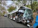 À Lyon, un spectaculaire accident de bus fait plusieurs blessés dont un grave