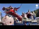 Vid�o VID�O. Willy Wonka, Ast�rix et Freddie Mercury r�unis au carnaval Pourleth � Gu�men�