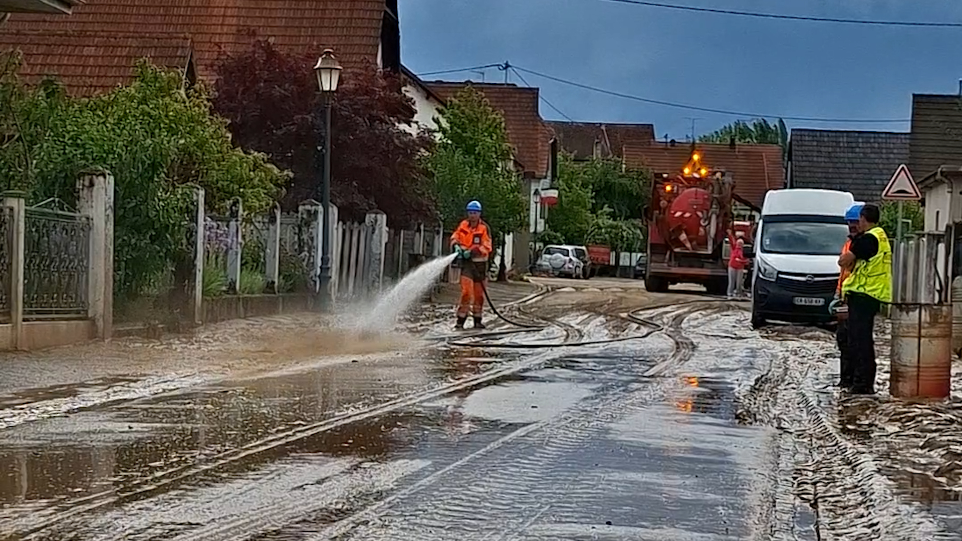 Après l’orage à Aschbach, l’heure est au nettoyage
