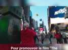 Vid�o Un pop-corn g�ant en l�vitation en plein Times Square � New York pour Star Wars