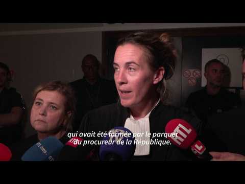 VIDEO : Vis� par plusieurs plaintes, Patrick Bruel �chappe au placement en d�tention provisoire