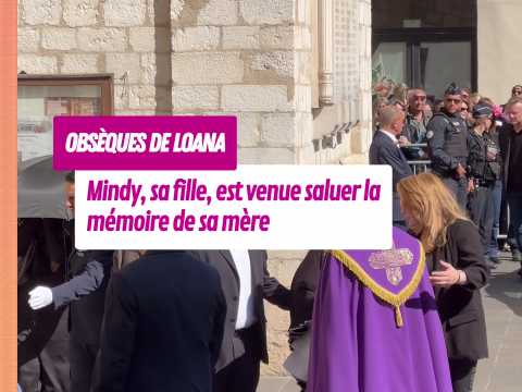 VIDEO : Obs�ques de Loana : sa fille et petit&hellip;