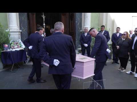 VIDEO : Obs�ques de Loana Petrucciani dans la&hellip;