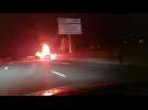 Les images d'une voiture en flamme sur l'autoroute près de Toulon