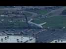 Vid�o VID�O. Un avion-cargo d'Amazon sort de piste et percute des v�hicules � Miami, faisant au moins cinq morts