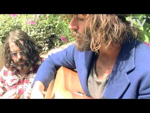 angus stone - Wooden Chair (Live)