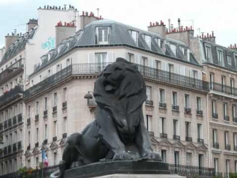 le lion de belfort, place denfert-rochereau, paris